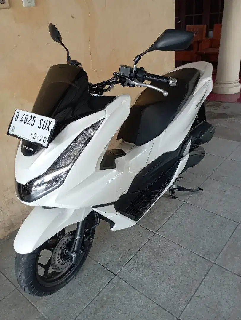 HONDA PCX 2023 GOOD CONDITION LIKE NEW