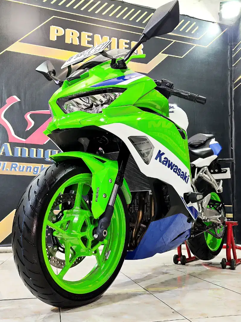 Zx25r ABS ANNIVERSARY Type super Limit km.127 . Anugerah motor rungkut