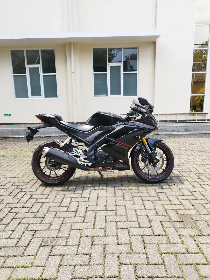 Dijual R15 V3 tahun 2018