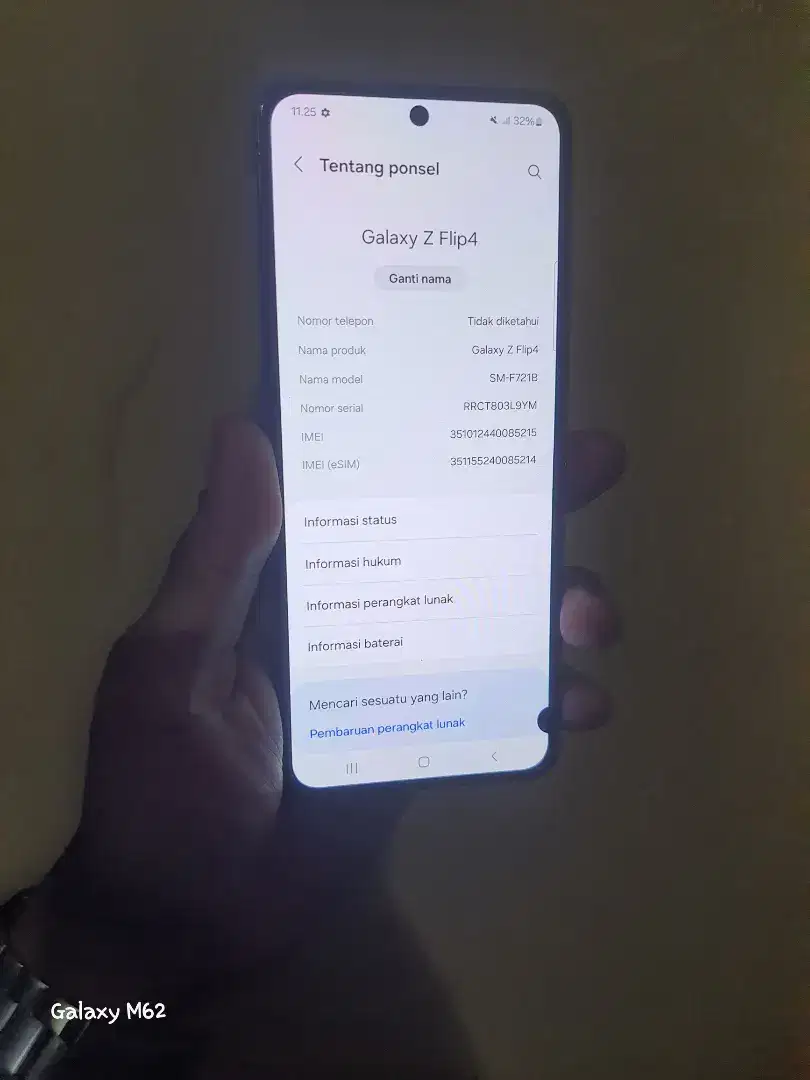 Samsung Z Flip 4 5G 8+8/256 NFC ex Sein
