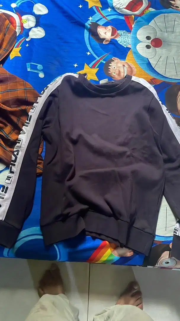Crewneck filla size M mominus