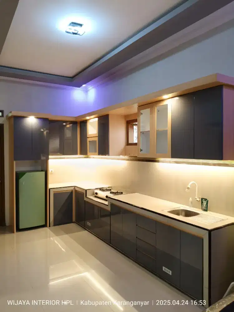 Kitchen set interior design rumah minimalis