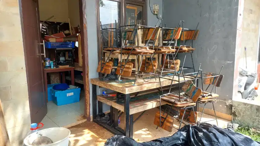 Furniture ex rumah makan