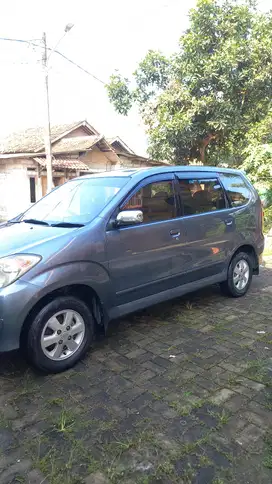 Toyota Avanza 2011 Bensin