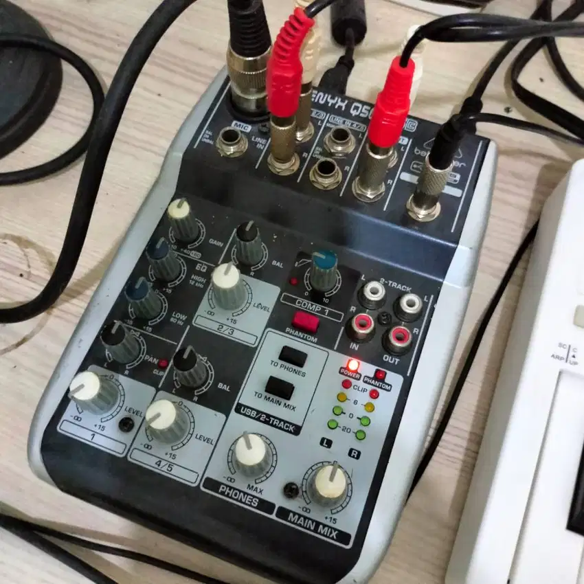 Mixer Behringer Q502USB Soundcard