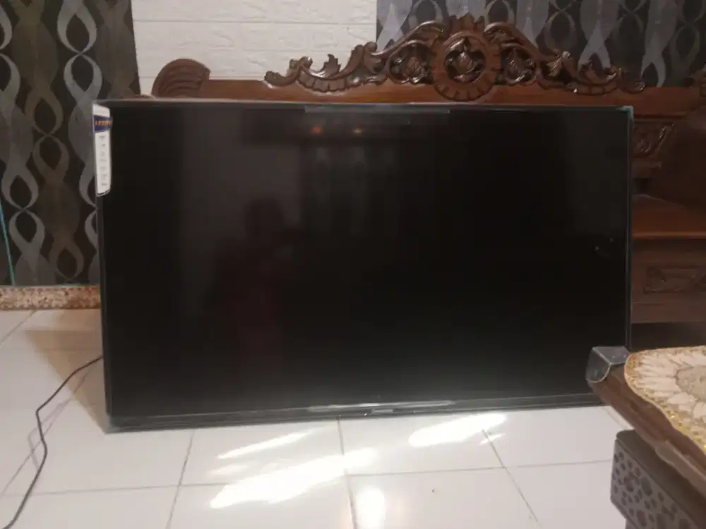 di jual cepat TV 50 inc dlm kondisi hidup tapi ilang gambarnyo