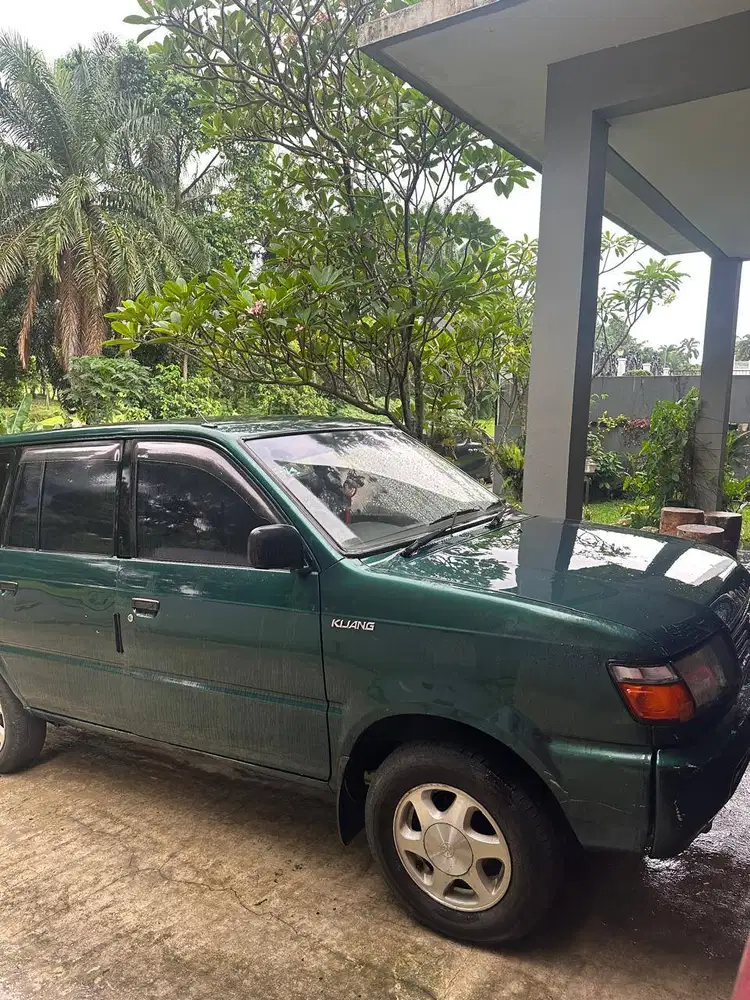 Dijual Mobil Kijang kapsul