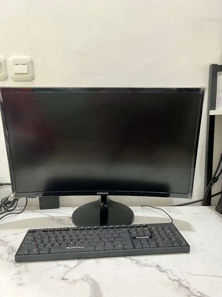 PC CORE I5, JARANG SEKALI DIPAKAI
