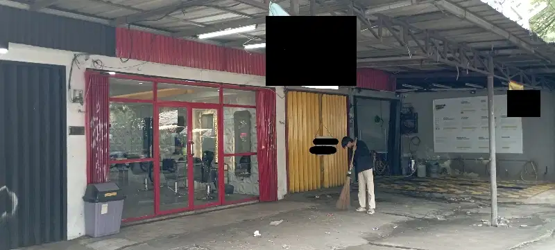 Ruang Usaha Strategis di Jl Ciputat Raya Tangerang Selata