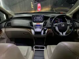 Honda Odyssey 2012 Bensin