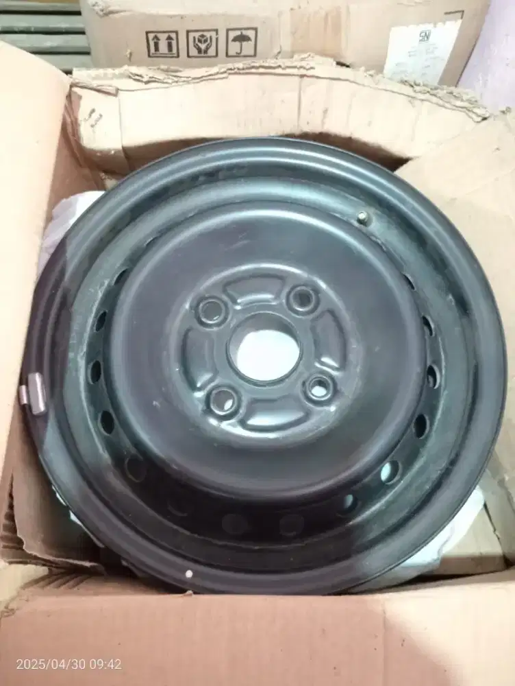 Dijual Velg Xenia original Ring 14