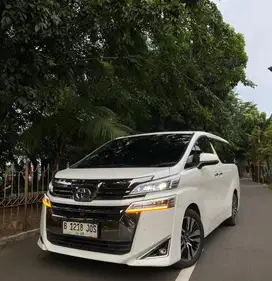 Toyota Vellfire 2018 Bensin