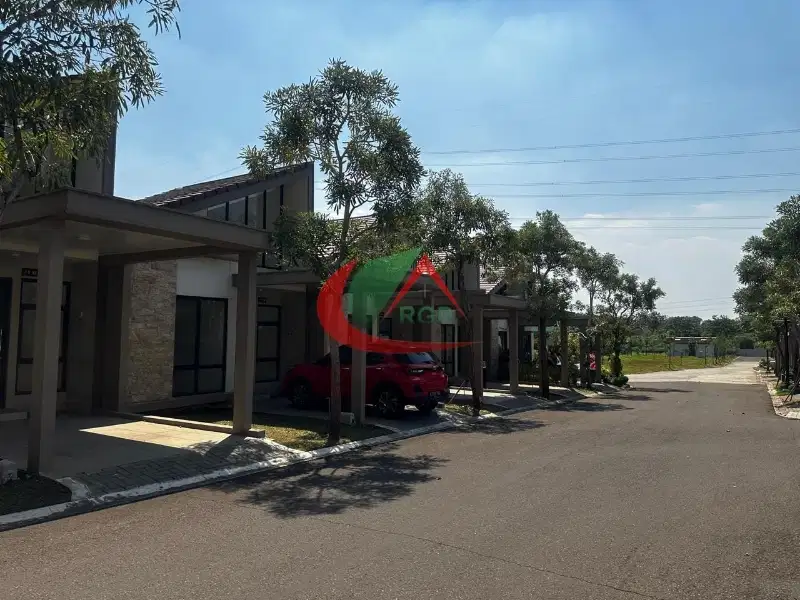 Podomoro Golf View Rumah siap huni di depan Exit Tol Cimanggis KM 19
