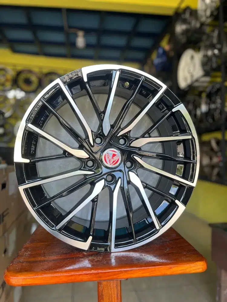 VELG VERSUS R17 H5*114 HRV,BRV.INNOVA,XPANDER,ERTIGA,CIVIC,RUSH.XL7