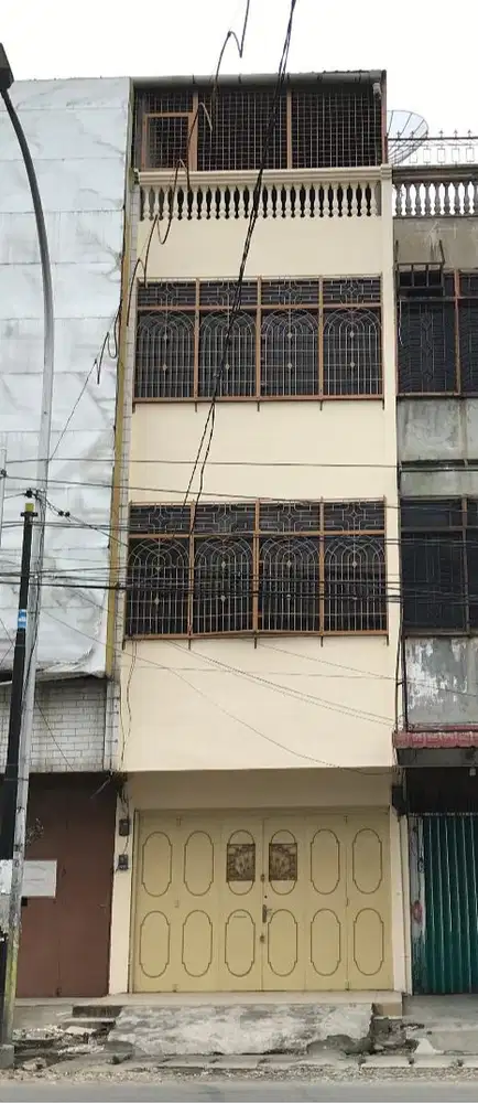 Ruko dijual jual HM Yamin / serdang dekat aksara plaza choco bakery