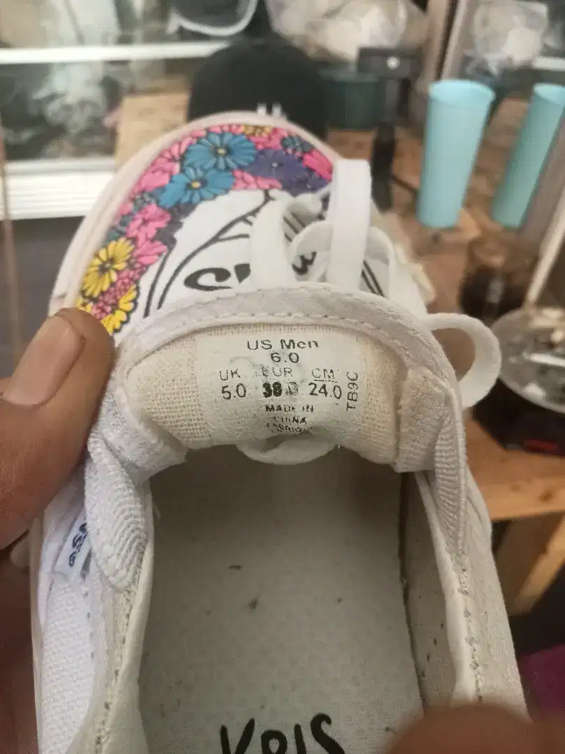 SEPATU VANS ENAK