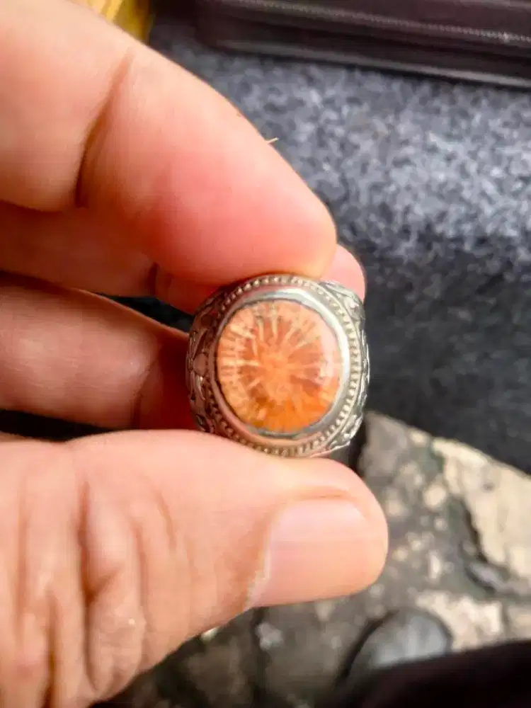 Batu teratai tunggal