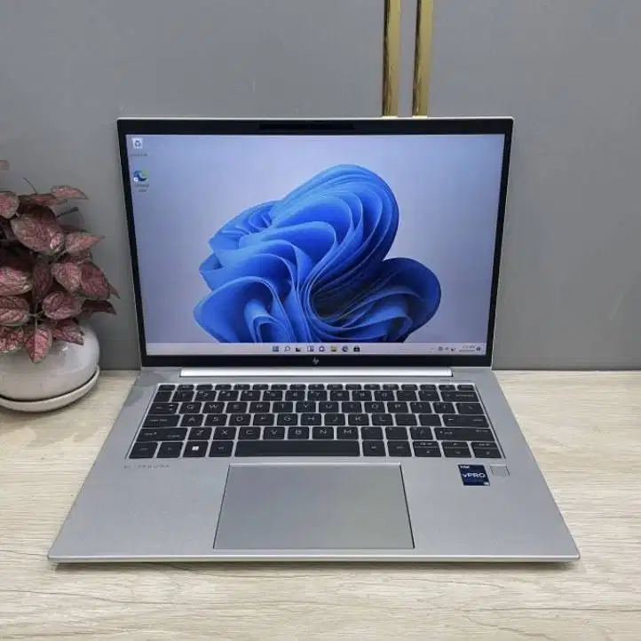 Laptop HP Elitebook 840 G7 Core i7 Gen 10 RAM 16/256GB M-ET