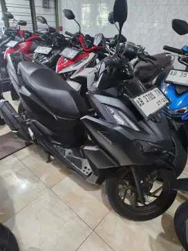 Vario 160 abs glosy hitam 2023 gbm