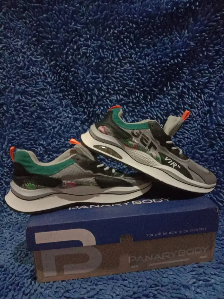 Sepatu Jogging/Santai