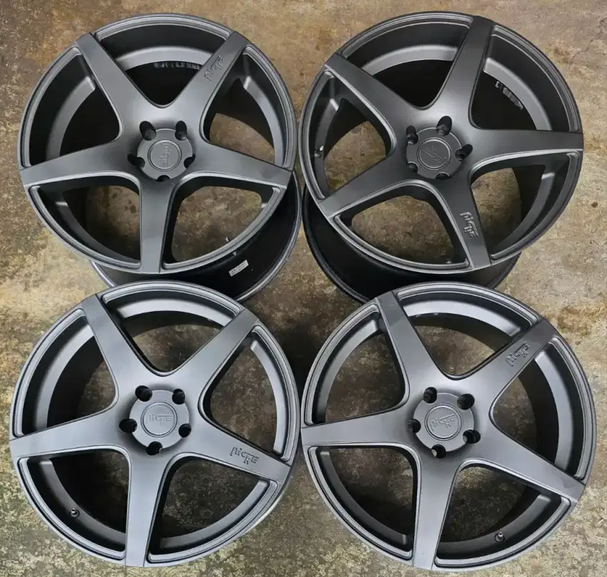 Velg ring 20 original niche gt5 pcd 5x112