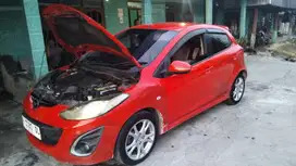 Mazda 2 2012 Bensin