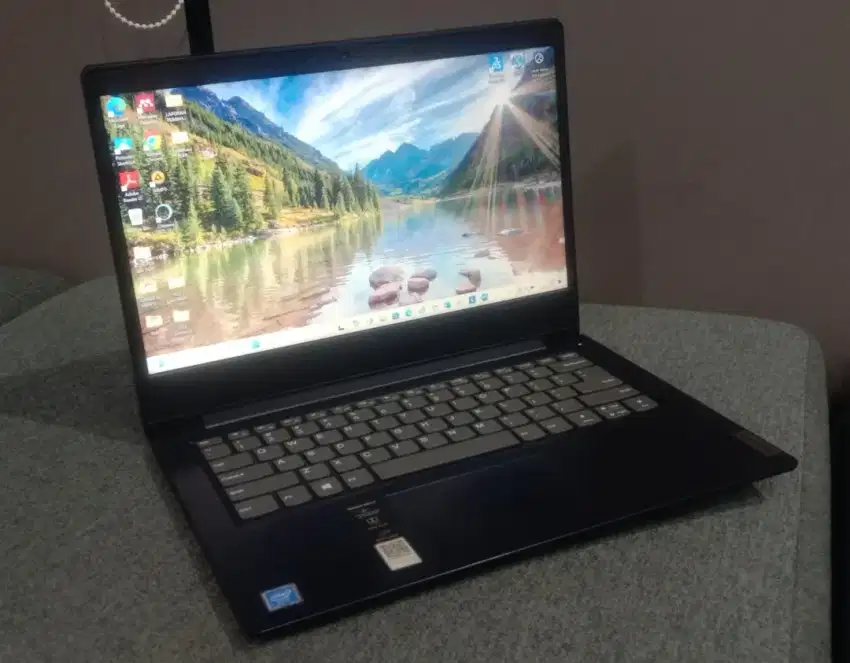 LAPTOP MURAH & SIAP PAKAI! LENOVO IDEAPAD SLIM 3