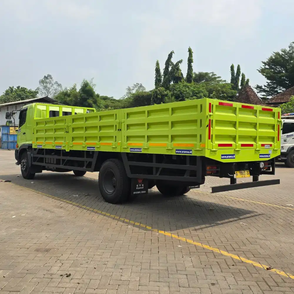 Sewa Fuso dan Tronton bak triway