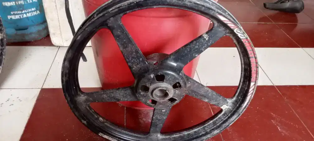 Velg depan Vixion UK.17