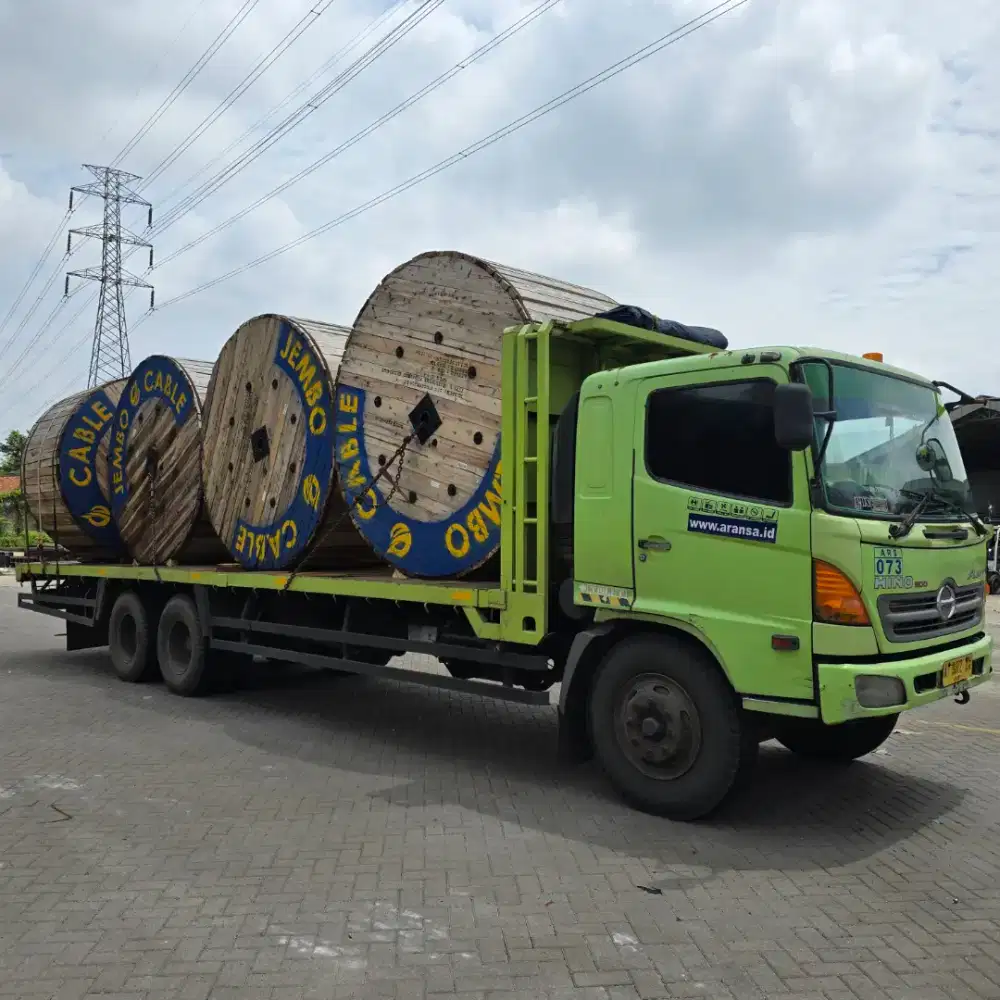 Sewa tronton los bak atau bak terbuka