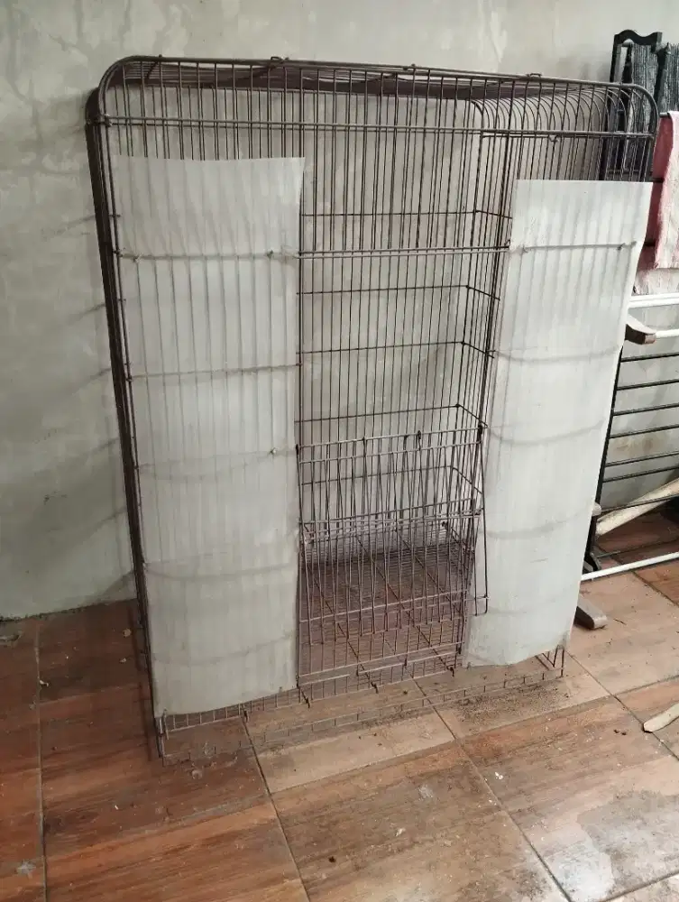 Kandang Kucing Besar