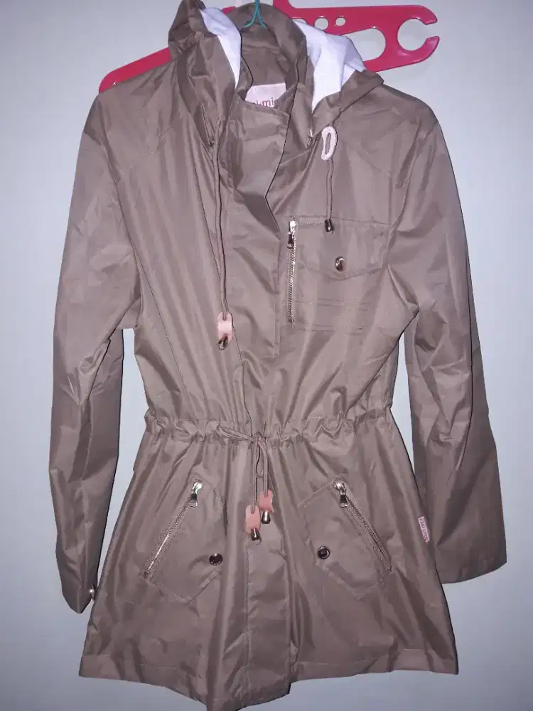 Jaket Sweater Wanita