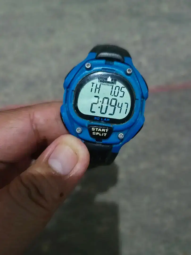 Jam tangan ironman second