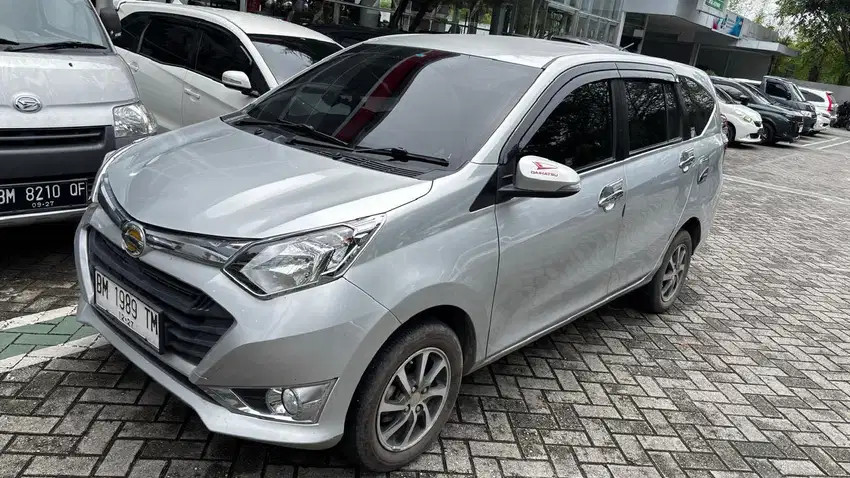 Daihatsu Sigra 1.2 R Bensin MT 2017