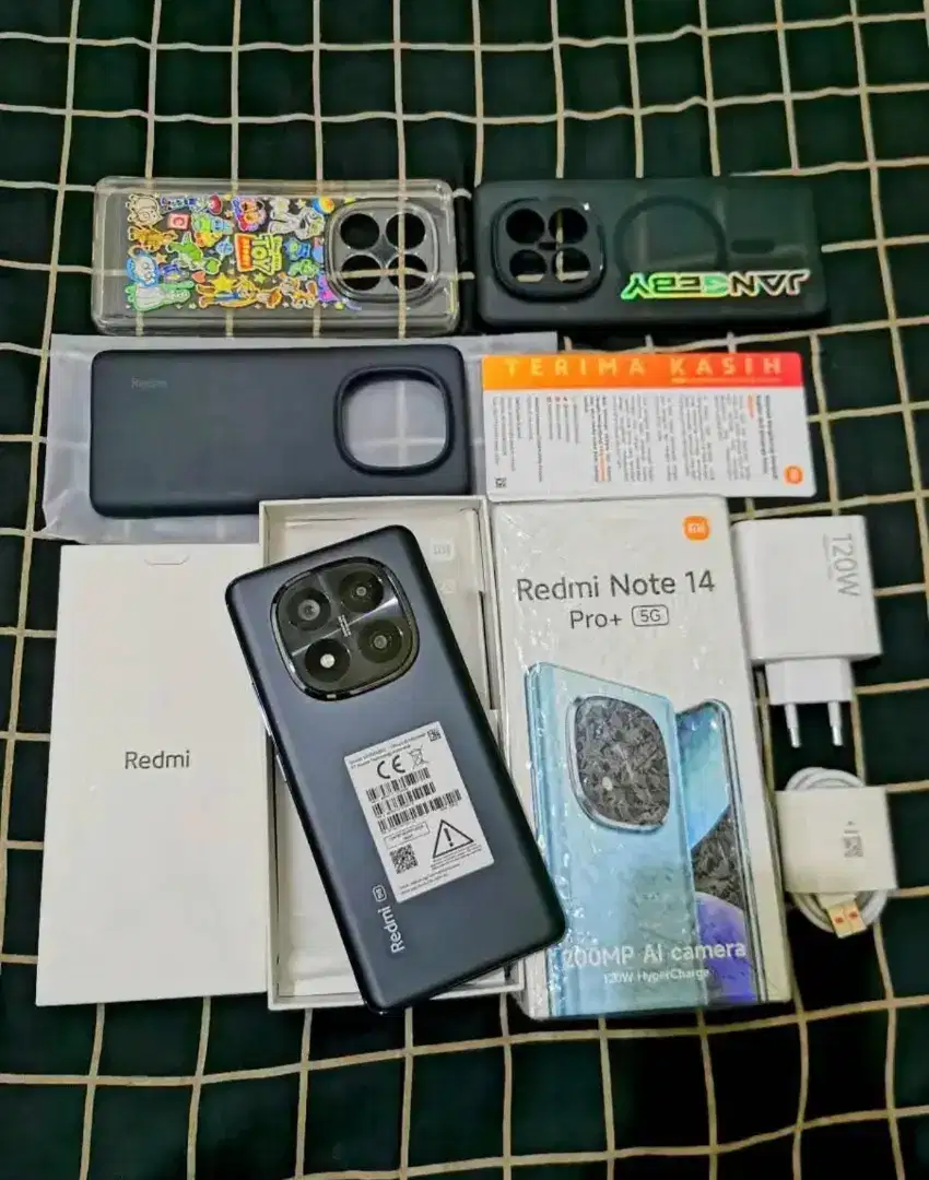 note 14pro plus 5G 8+4/256 like new