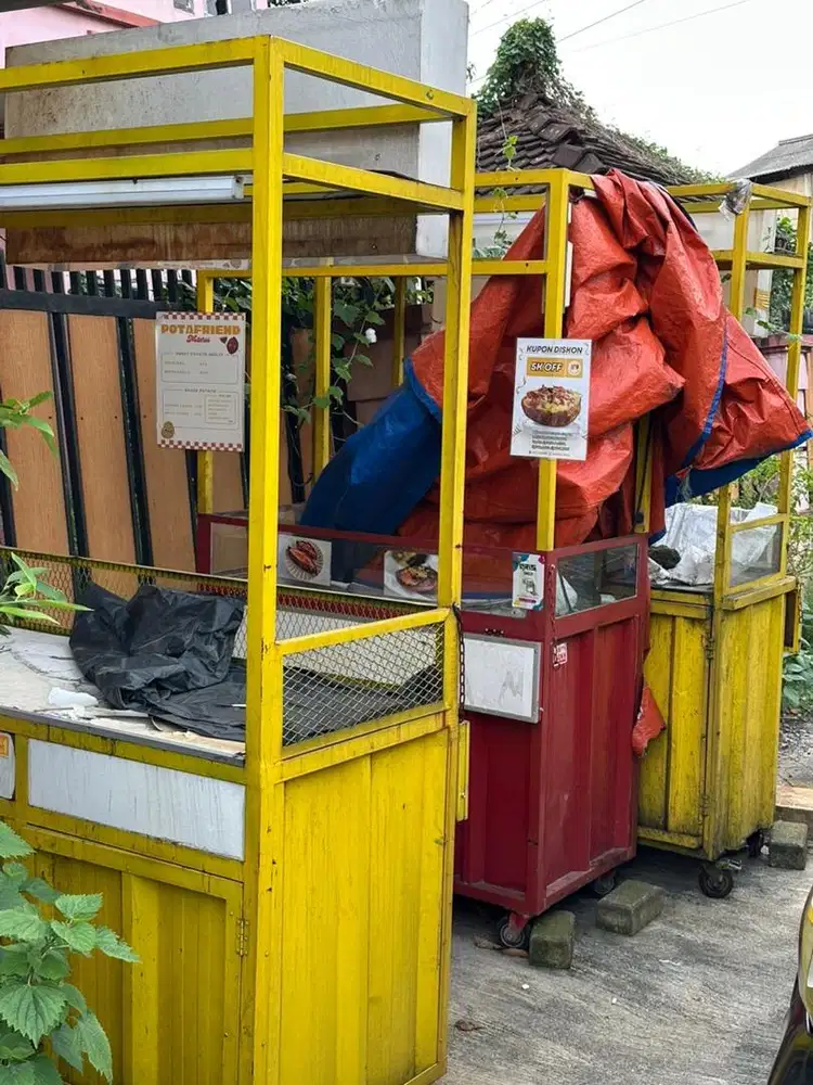 booth etalase gerobak bekas