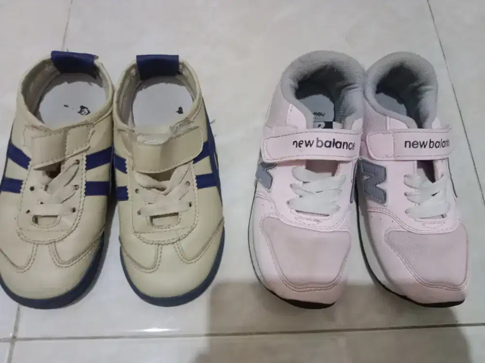 Sepatu anak cewek