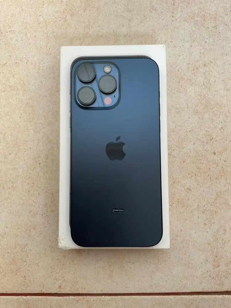 Jual iphone 15 promax 256gb blue titanium ex ibox like new