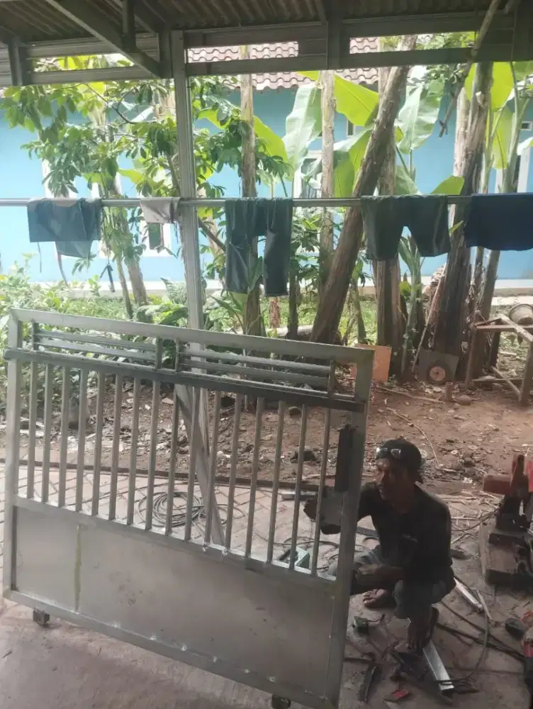 PASANG PAGAR KANOPI TRALIS UNTUK JENDELA