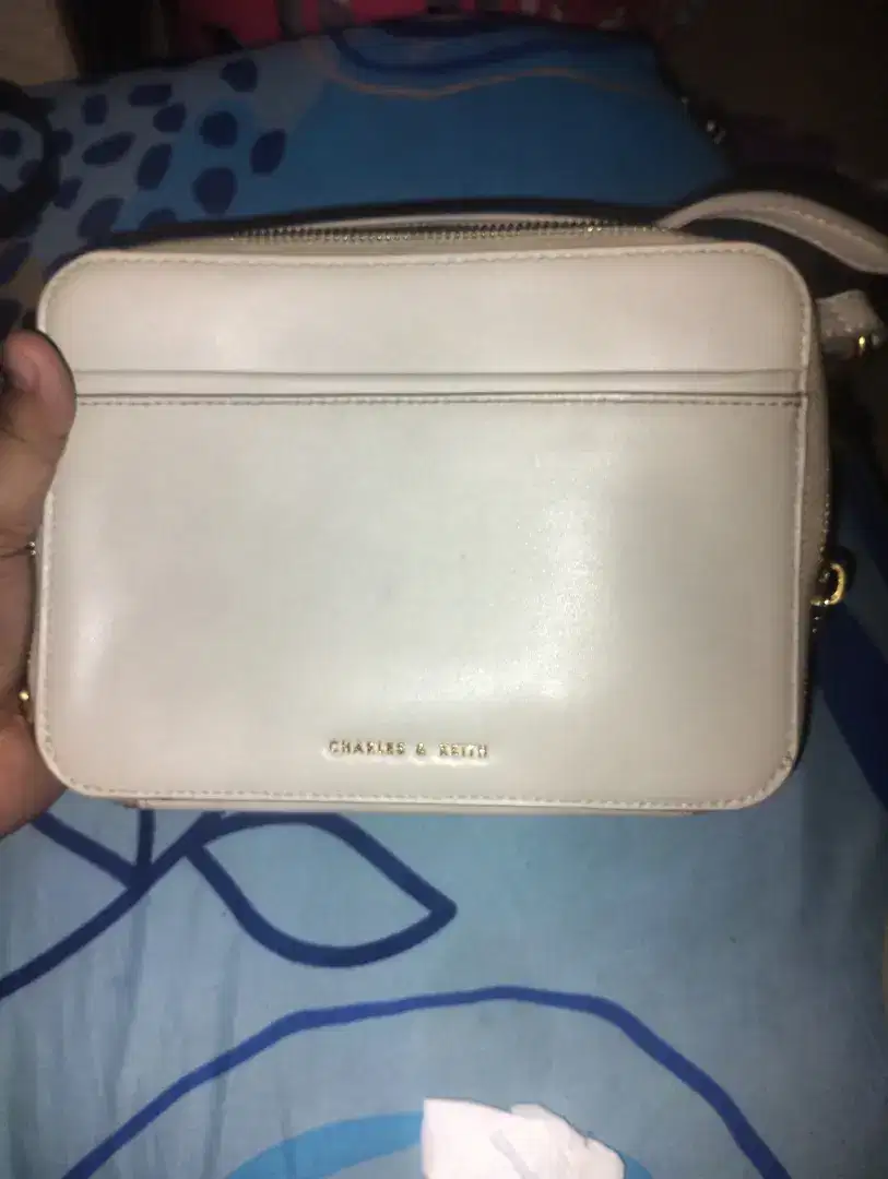 Preloved tas Charles&keith