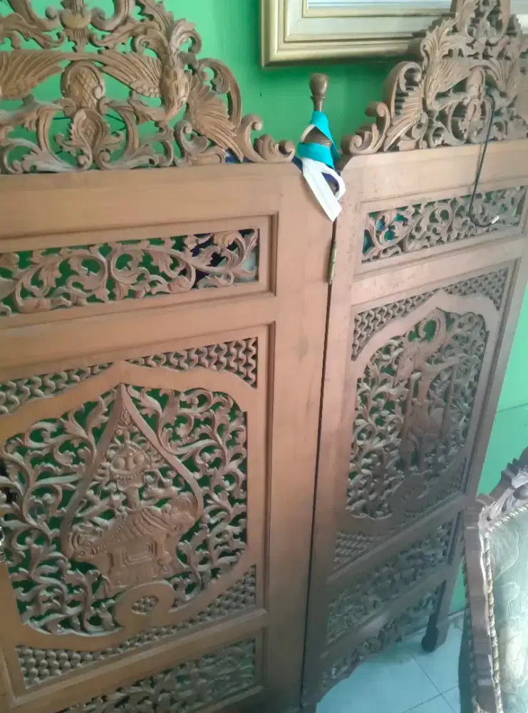 Sekat jati 3 pintu