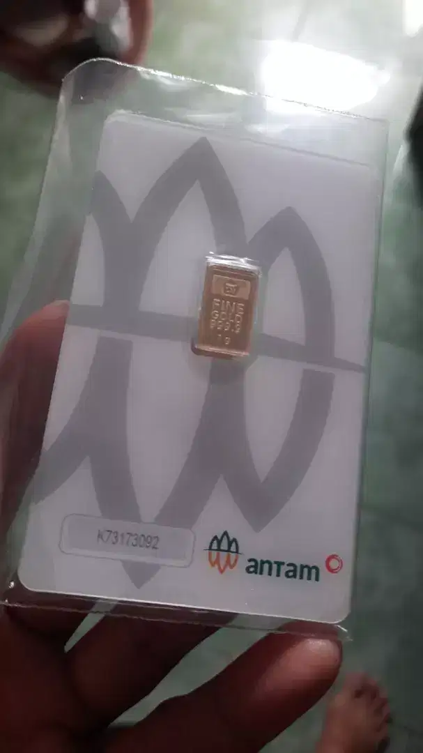 LM antam 0.5 dan 1 gran