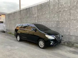 Toyota Kijang Innova 2.5 V AT  2013