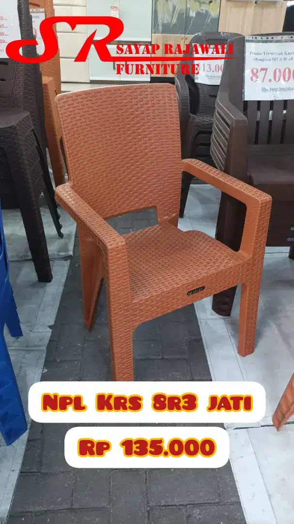 Berbagai Kursi Plastik Rotan Murah Area Jogja (Ars)