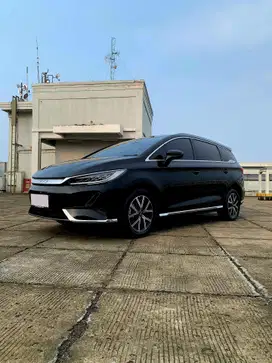 BYD M6 2024 Listrik