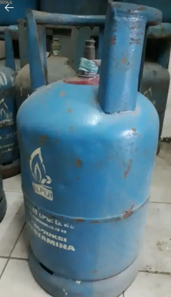 TABUNG LPG KOSONG BIRU 12 kg + Galon kosong 19L merk AQUA & AQUASE