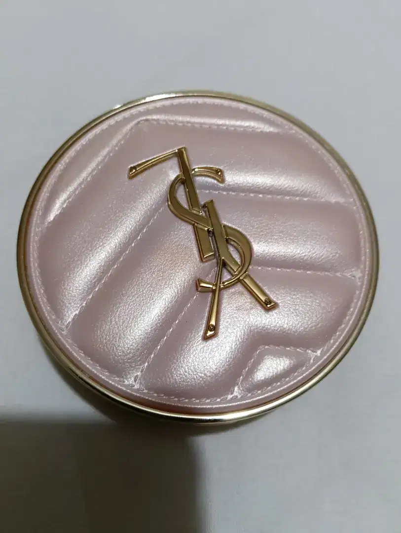 Prelove masi sekali pake saja ysl shade B20