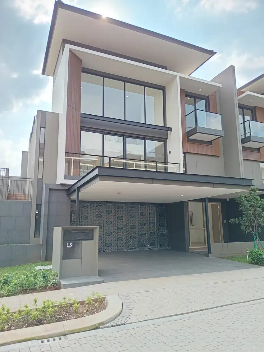 Dijual rumah di cluster LAUREL @Navapark