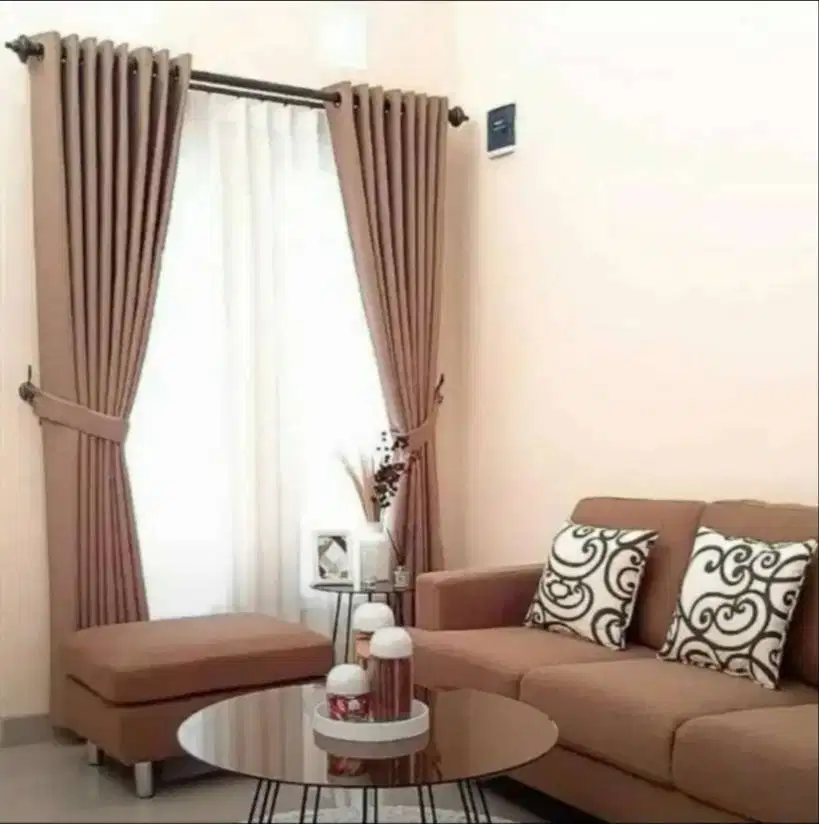 Pasang Gorden Jendela Minimalis Tirai Gordyn Blackout Hordeng Custom