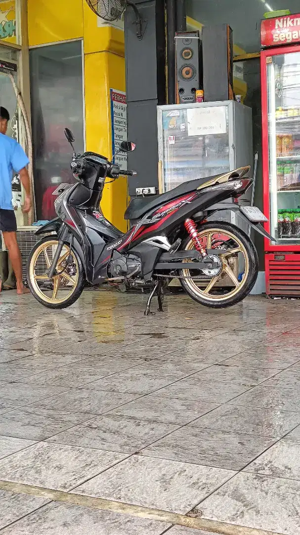 SUPRA X HELM IN 2014